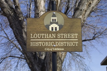 Louthan Street Historic District Sign